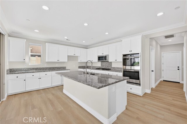 Building Photo - 24452 Paxton Ln