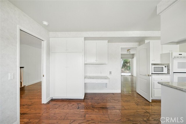 Building Photo - 901 Celtis Pl