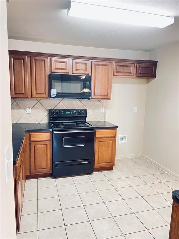 Building Photo - 1410 Bergin Ct