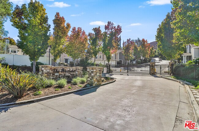 Building Photo - 4204 Flintlock Ln