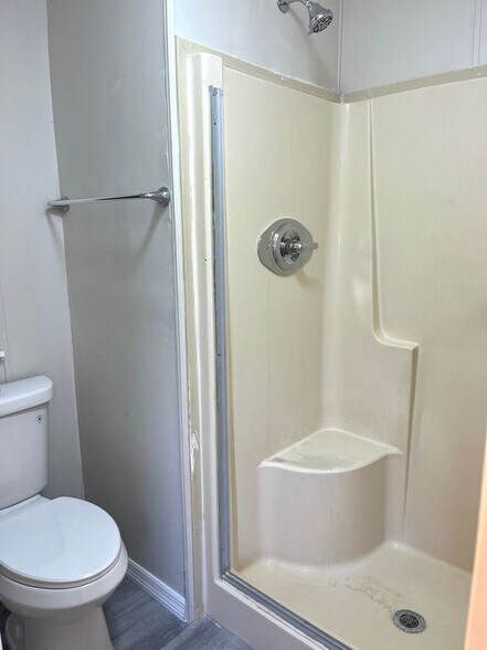 Building Photo - 2376 Case Ln