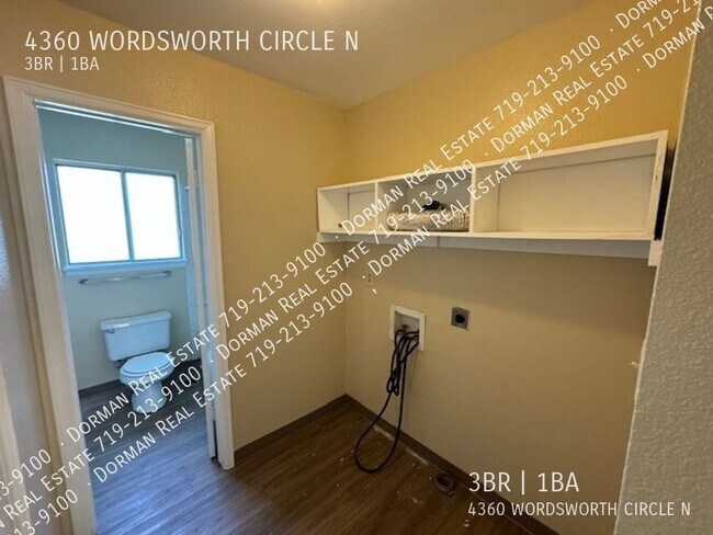 Building Photo - 4360 Wordsworth Cir N