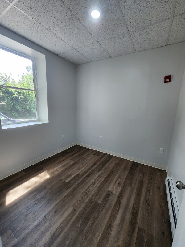 Building Photo - 151 S Main St