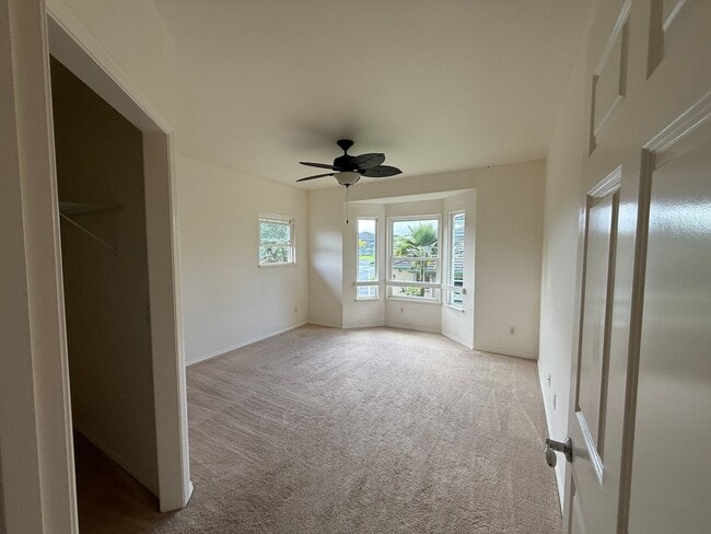 Building Photo - Regency at Huleia Lihue Two bedroom, two and a half bath, unfurnished corner unit Townhome.