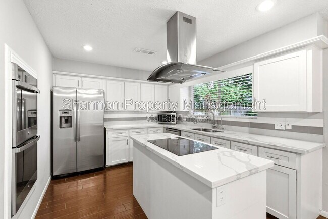 Building Photo - 6307 Jadecrest Dr