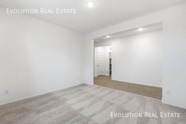 Building Photo - 11852 N Stanton Ct