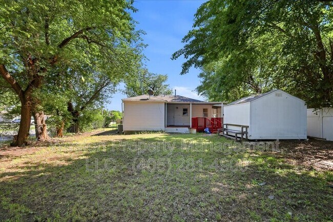 Building Photo - 413 Reed Pl