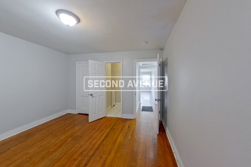 Building Photo - 1609 51st St W