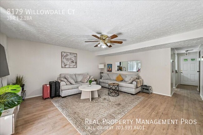 Building Photo - 8179 Willowdale Ct