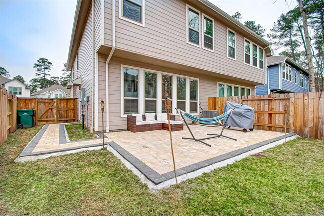 Building Photo - 617 Aspen Falls Ct