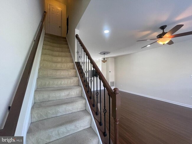 Building Photo - 24673 Nettle Mill Square