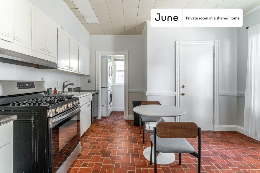 Building Photo - Room in Shared 3 bed/1 bath home in Brighton