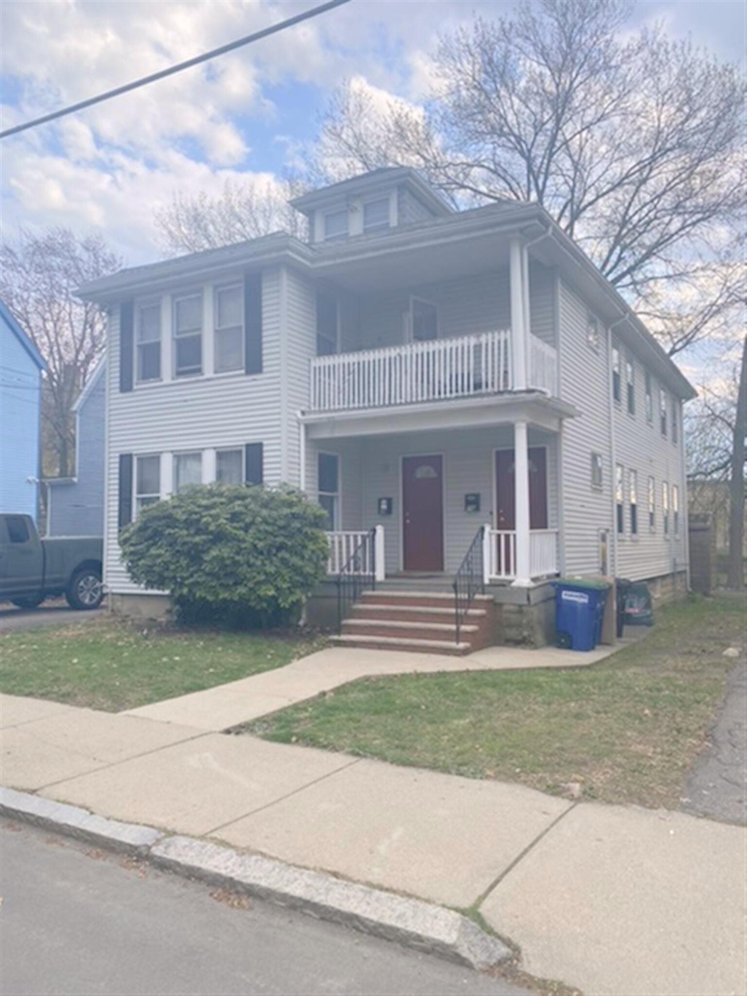 Building Photo - 84 Hooker Ave