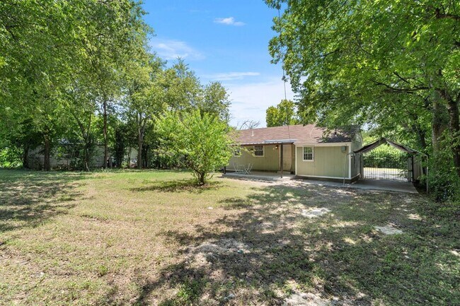 Building Photo - 507 Duncan Ave