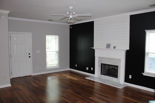 Building Photo - 5338 Cottage Ln