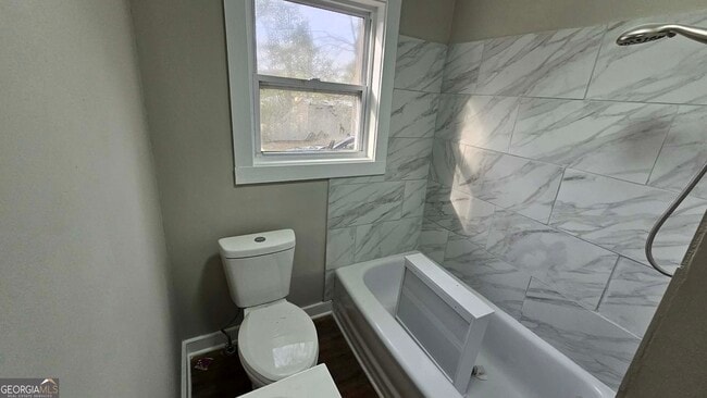 Building Photo - 481 W Johnston St