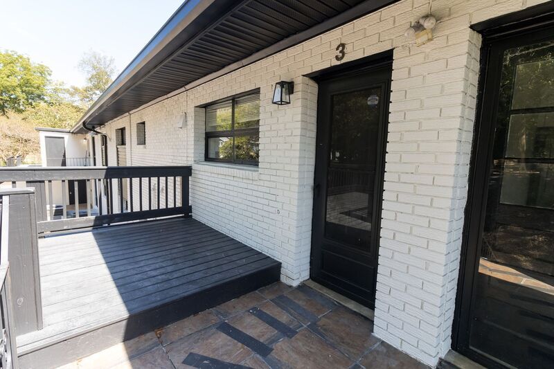Building Photo - 513 Donaldson Rd