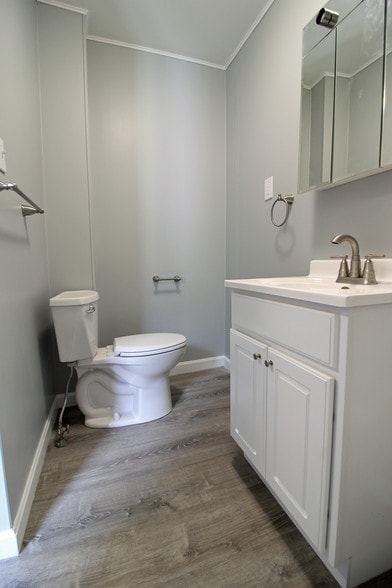 Building Photo - 125 Grove St