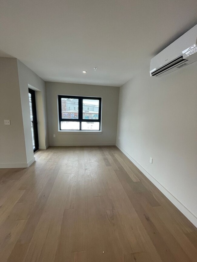 Building Photo - New construction condo available now!