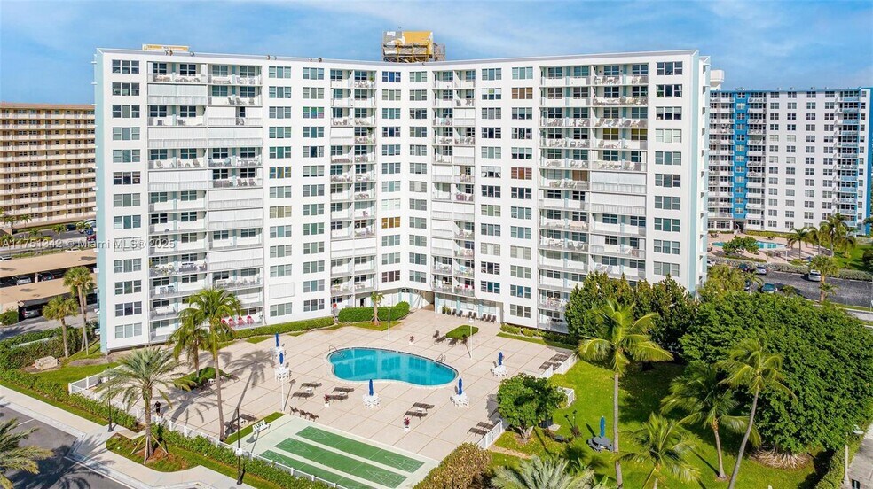 Building Photo - 201 N Ocean Blvd