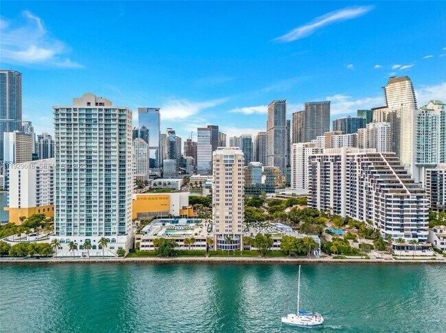 Building Photo - 770 Claughton Island Dr