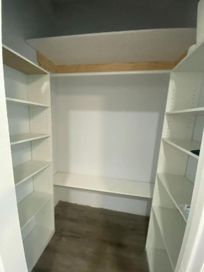 Building Photo - 2 Bedroom 1 Bath Duplex in Lakeland for RENT!