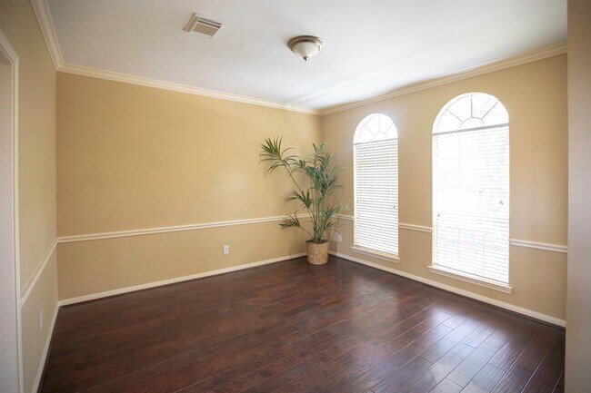 Building Photo - 6415 Coley Park