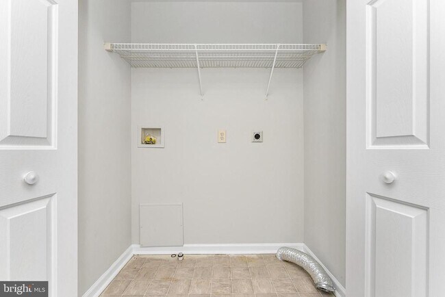 Building Photo - 46 Glacier Way