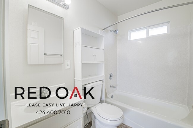 Building Photo - 380 S Sierra Madre Blvd