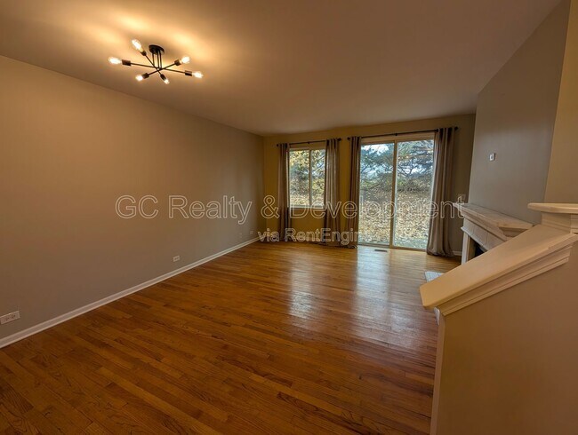 Building Photo - 3043 Kentshire Cir