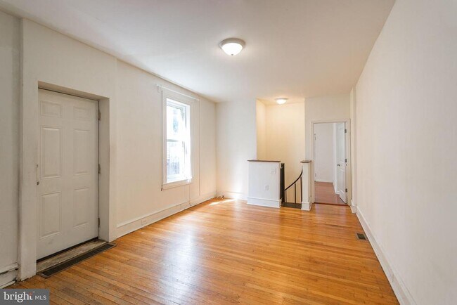 Building Photo - 4329 Osage Ave