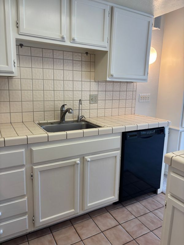 Building Photo - 444 Racquet Landing