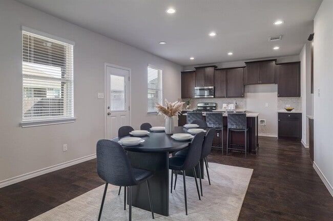 Building Photo - 6792 Catania Loop