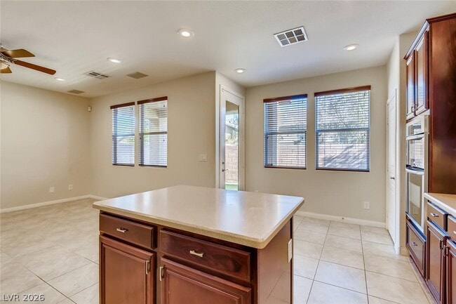 Building Photo - 6584 Holly River St