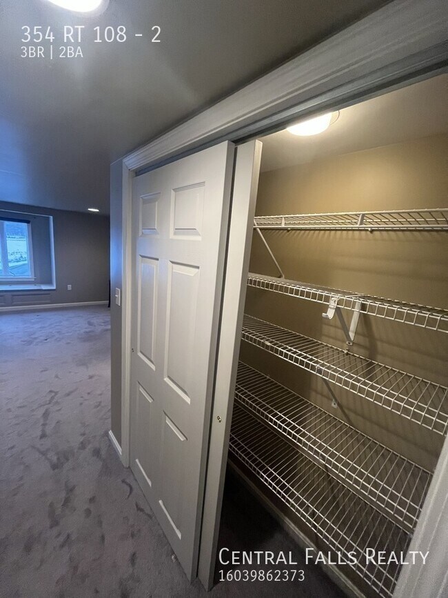 Building Photo - 354 NH-108