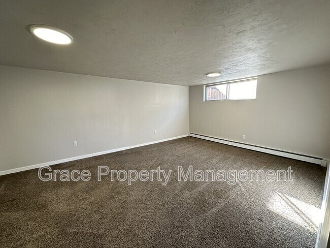 Building Photo - 501 Yates St