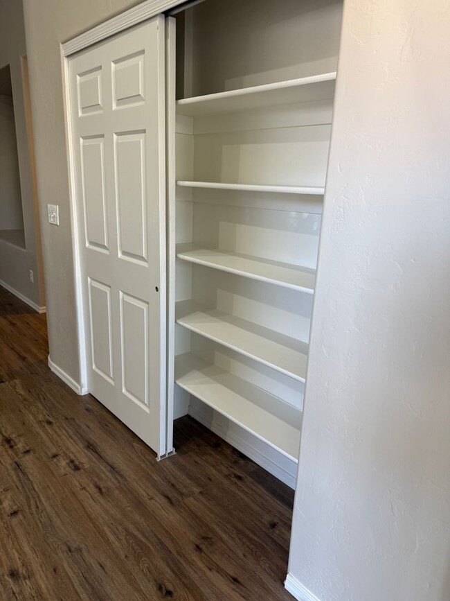 Building Photo - Oro Valley SFH in Gated Community