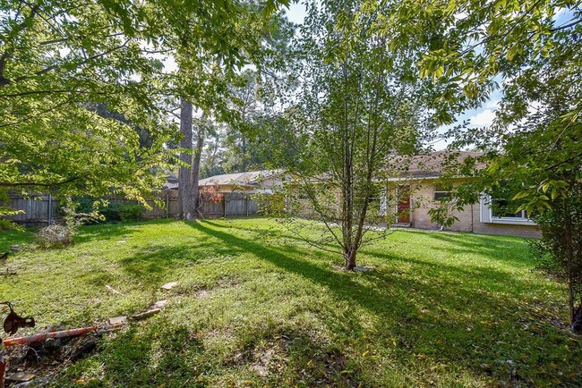 Building Photo - 23114 Newgate Dr