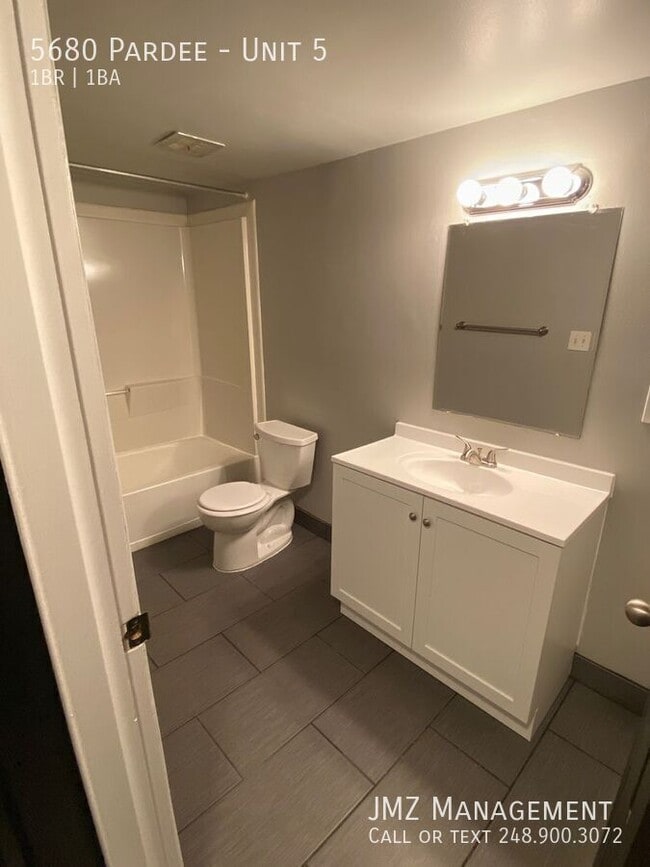 Building Photo - 5680 Pardee-Unit 5