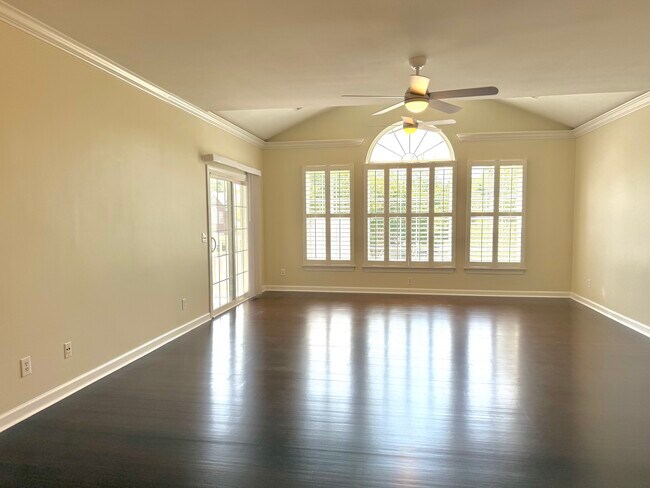 Building Photo - 1462 Wellbrooke Ln