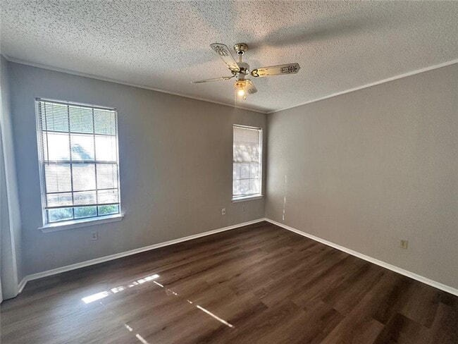 Building Photo - Available Now: Central Austin