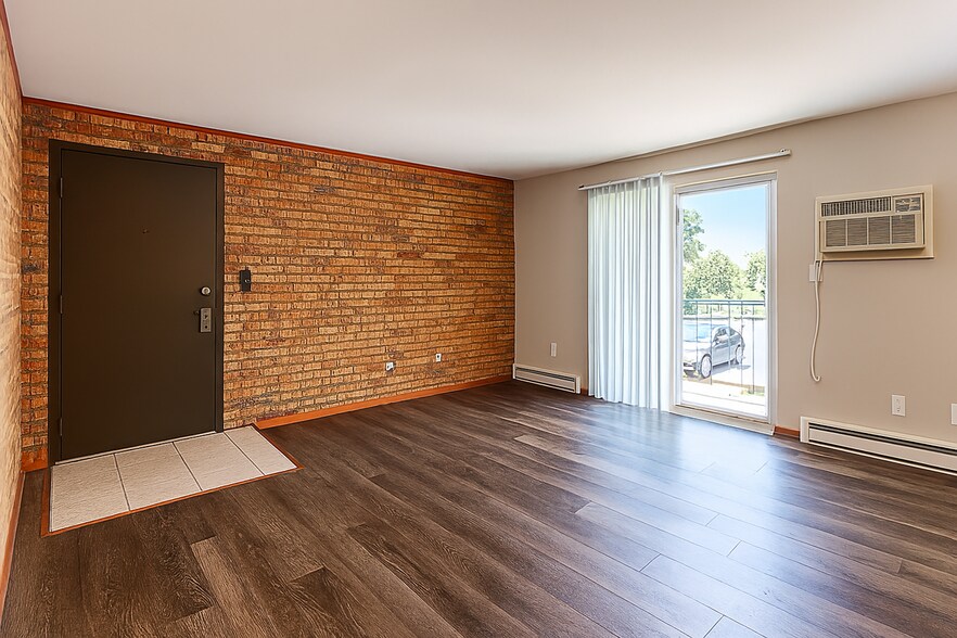 Building Photo - 5212 Belclare Rd