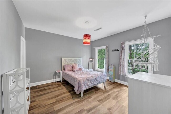 Building Photo - 3440 Burdett Ct