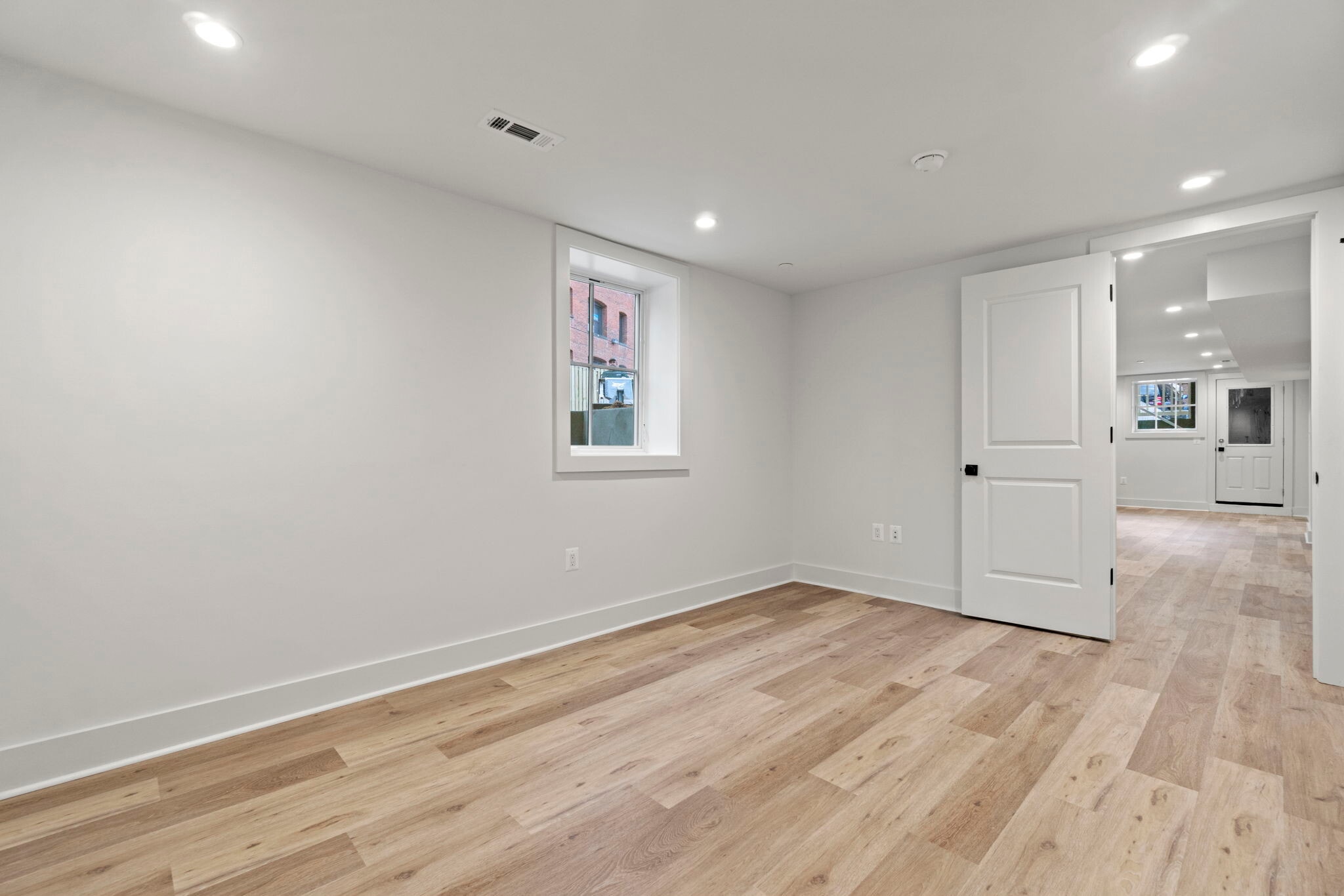 Building Photo - 2753 Macomb St NW