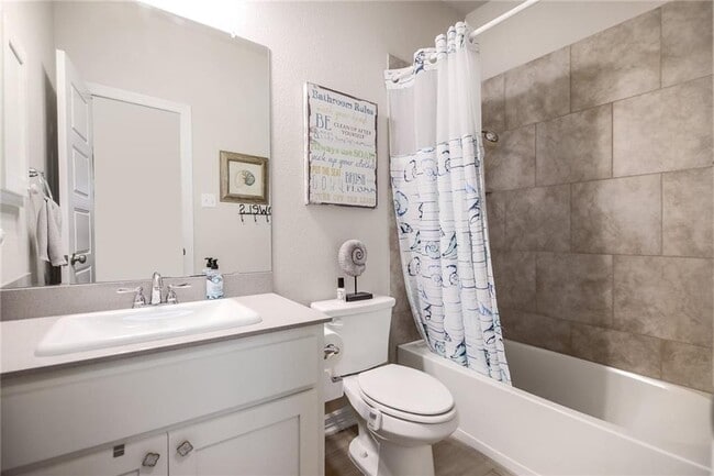 Building Photo - 18003 Pomelo Ln