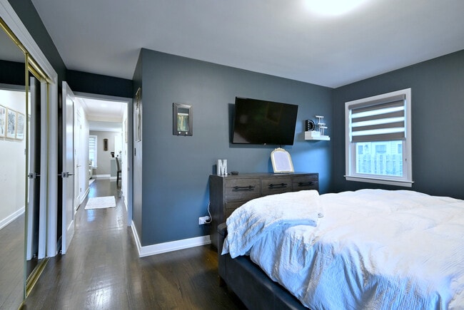 Building Photo - 2307 Edna Ave