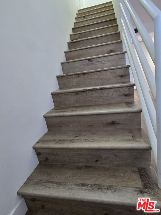 Building Photo - 1811 Malcolm Ave