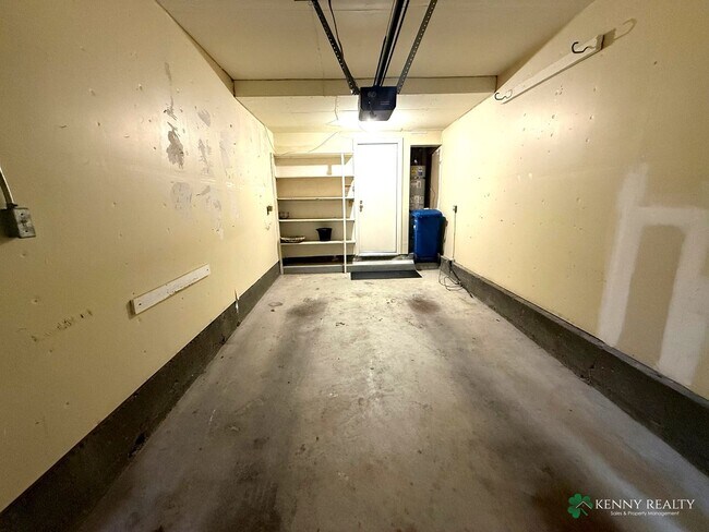 Building Photo - Remodeled 2-Bedroom Home with City Views in Daly City