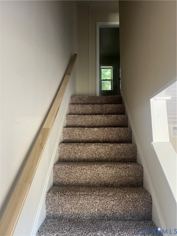 Building Photo - 401 Monticello Dr