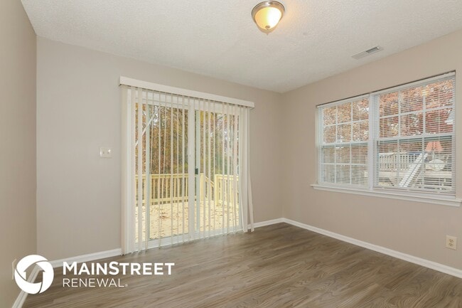 Building Photo - 7516 Swedish Ivy Ln